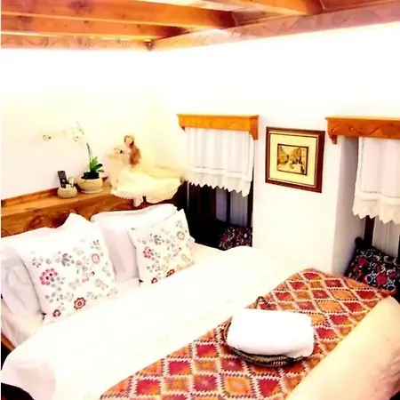 בקתה Ela's In Old Bazaar